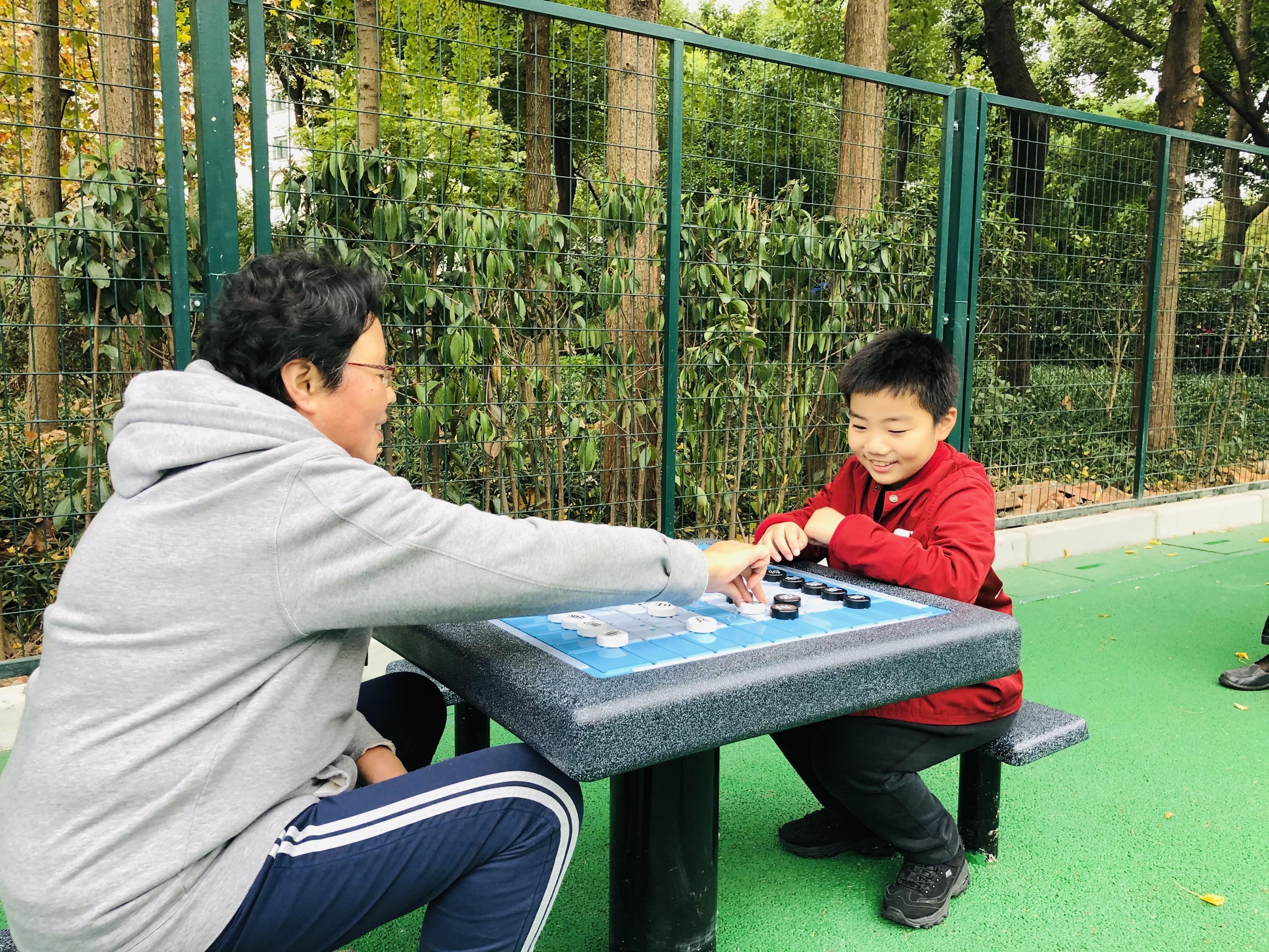 广场社区居委会新项目启动，重塑社区生活品质新篇章