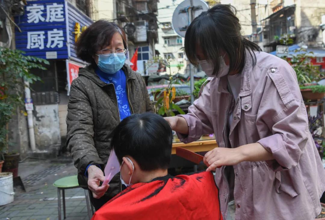 学院街街道新任领导引领社区新篇章开启